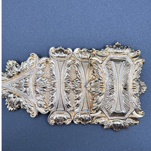 Alexis Kirk Accessories - Gorgeous Gold-Tone Alexis Kirk Vintage Belt Buckle
